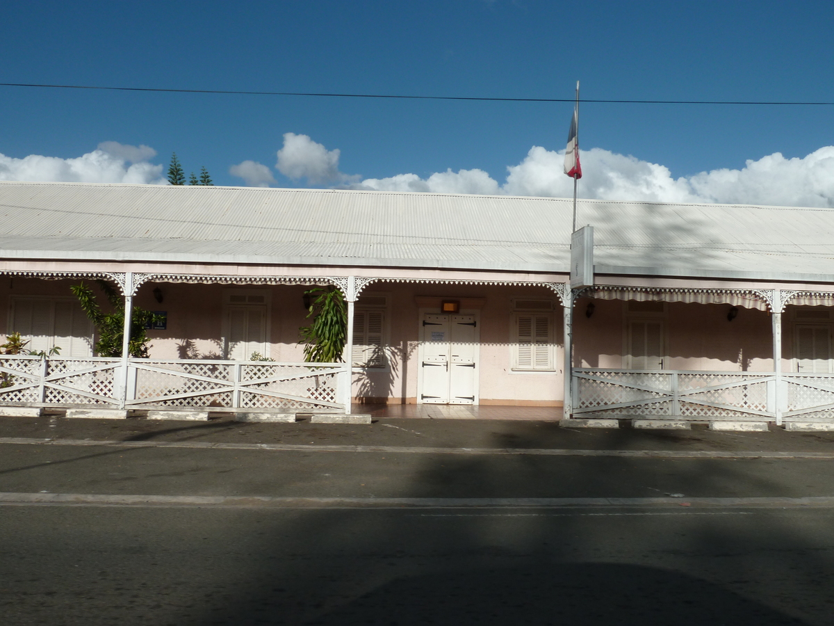 Picture New Caledonia Canala to La Foa road 2010-05 33 - Restaurants Canala to La Foa road