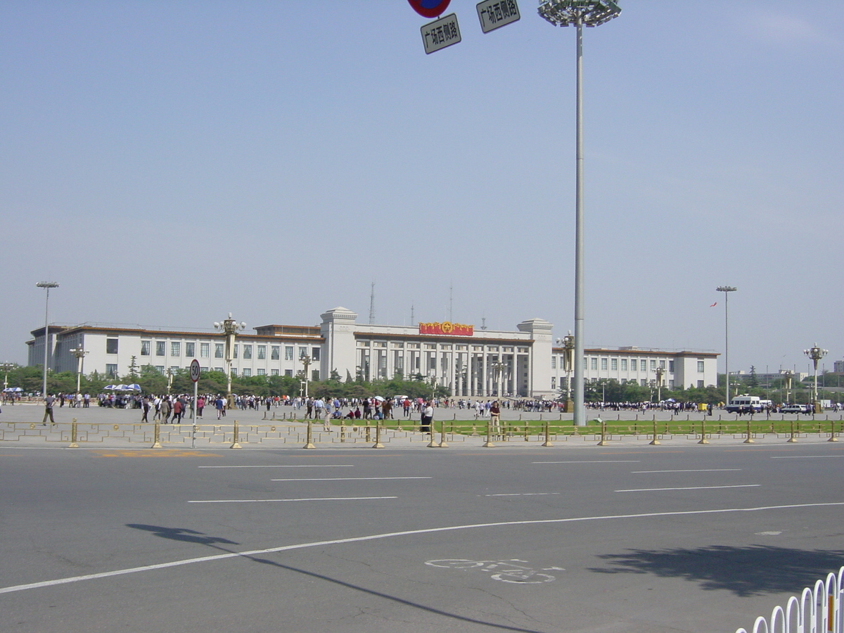 Picture China Beijing Tiananmen 2002-05 14 - Land Tiananmen