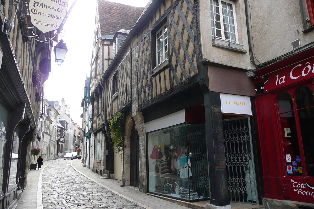 Picture France Bourges 2008-04 46 - City Bourges