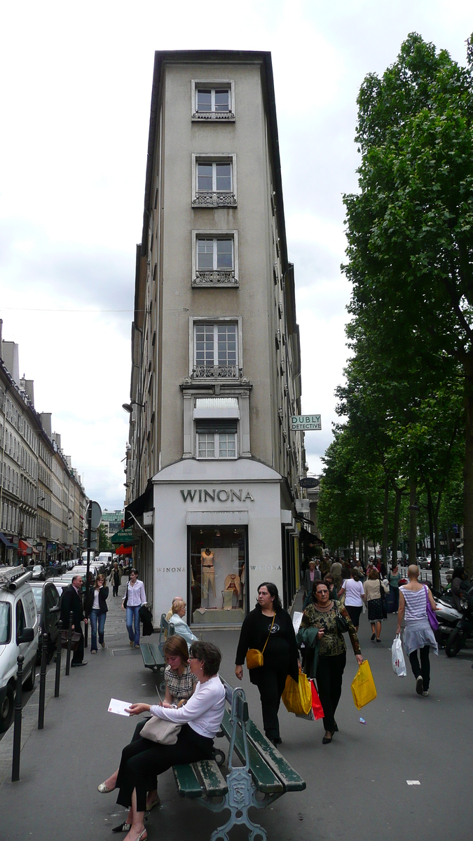 Picture France Paris 8th Arrondissement Rue Tronchet 2007-05 3 - Monuments Rue Tronchet