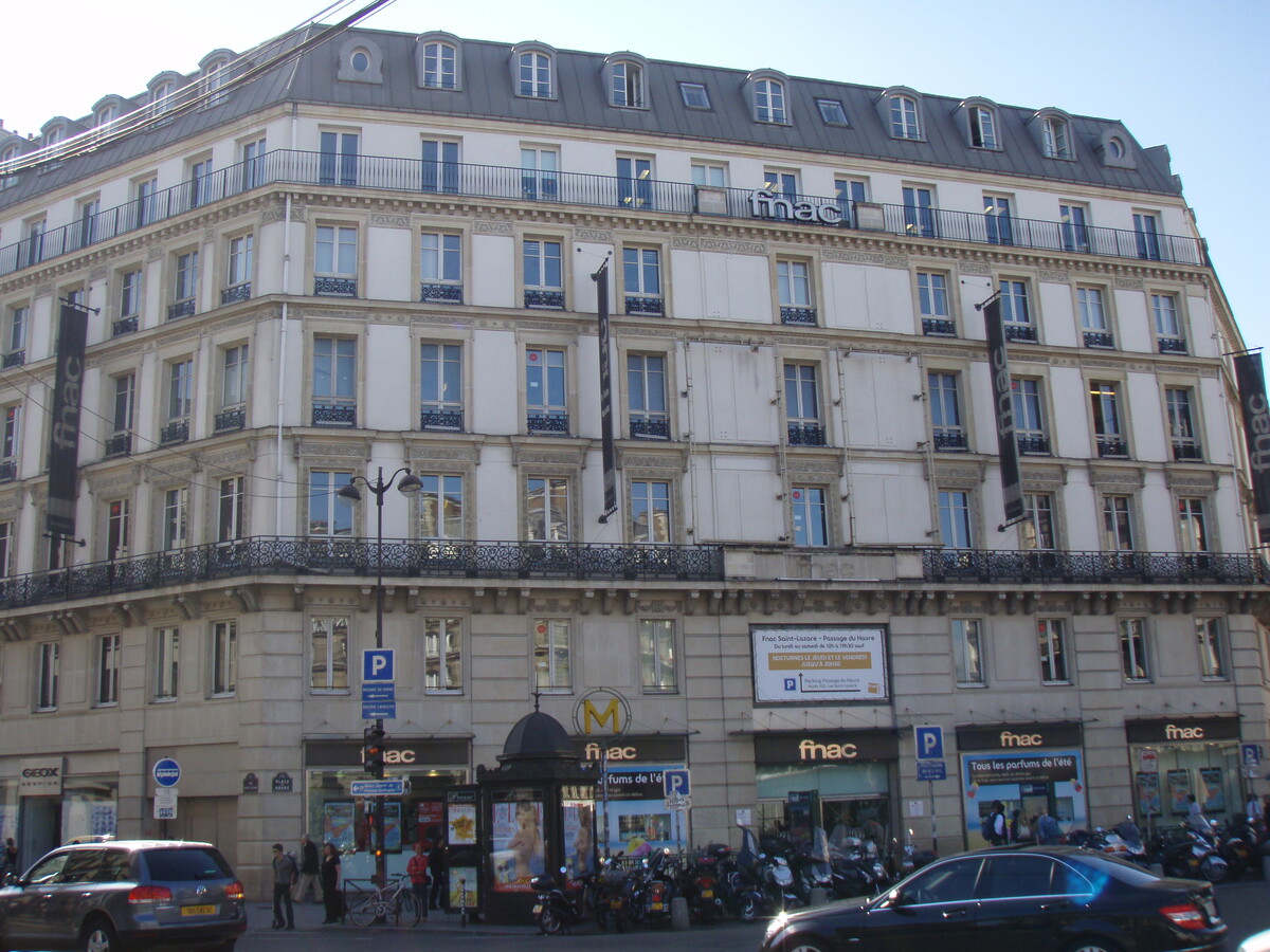 Picture France Paris Gare St Lazarre 2007-07 31 - Cost Gare St Lazarre