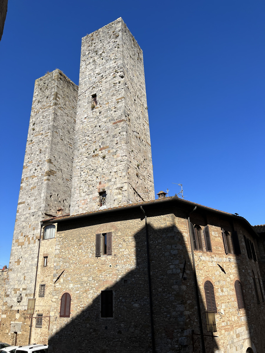 Picture Italy San Gimignano 2021-09 139 - Waterfalls San Gimignano