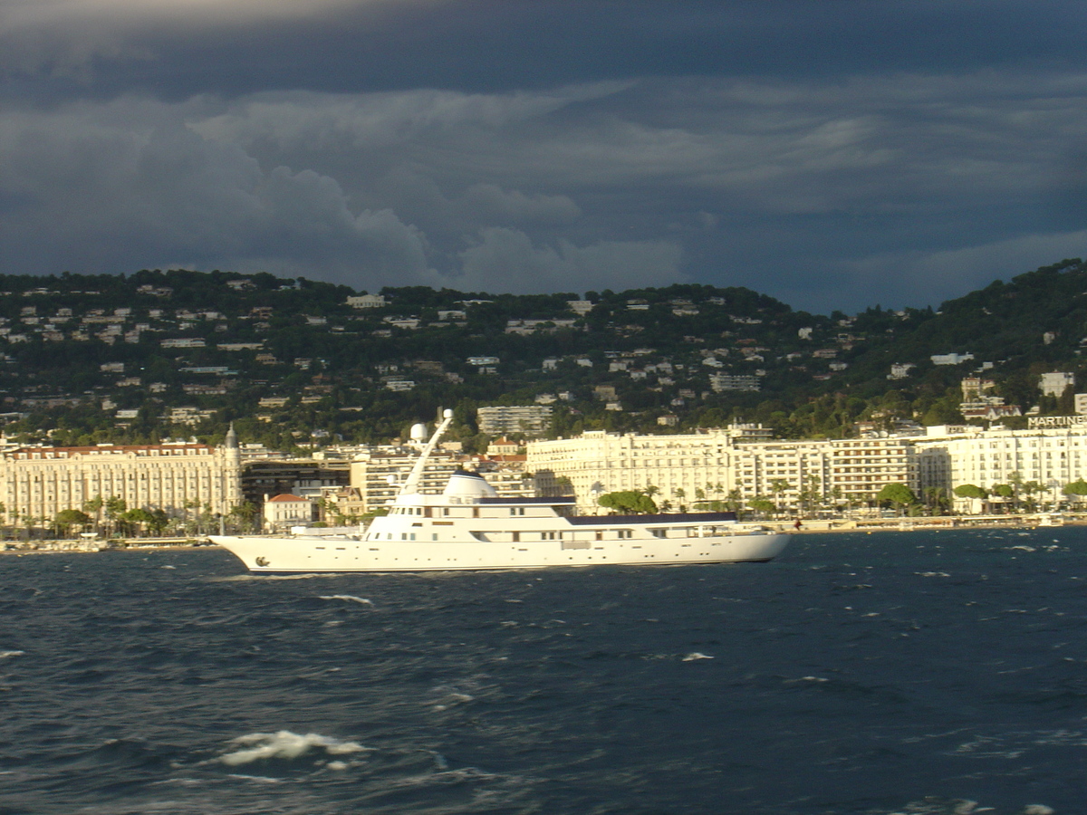 Picture France Cannes 2005-10 10 - Night Cannes