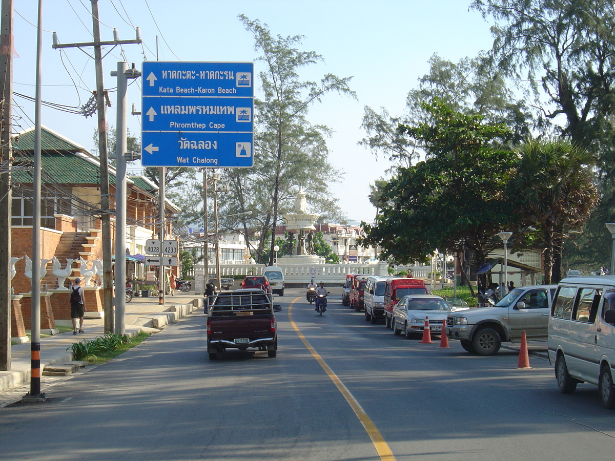 Picture Thailand Phuket Karon Beach 2005-12 36 - Streets Karon Beach