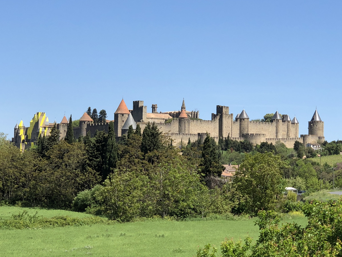 Picture France Carcassonne 2018-04 3 - Waterfalls Carcassonne