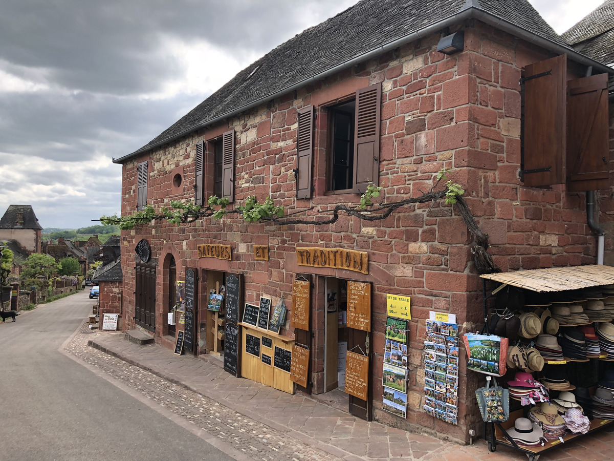 Picture France Collonges la Rouge 2018-04 93 - Street Collonges la Rouge