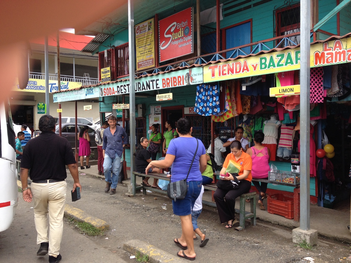 Picture Costa Rica Caraibean Border 2015-03 8 - French Restaurant Caraibean Border