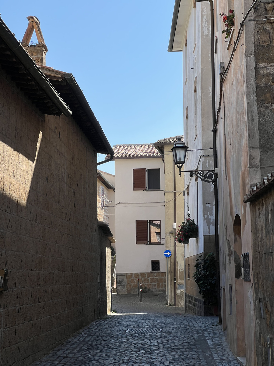 Picture Italy Orvieto 2021-09 103 - Streets Orvieto