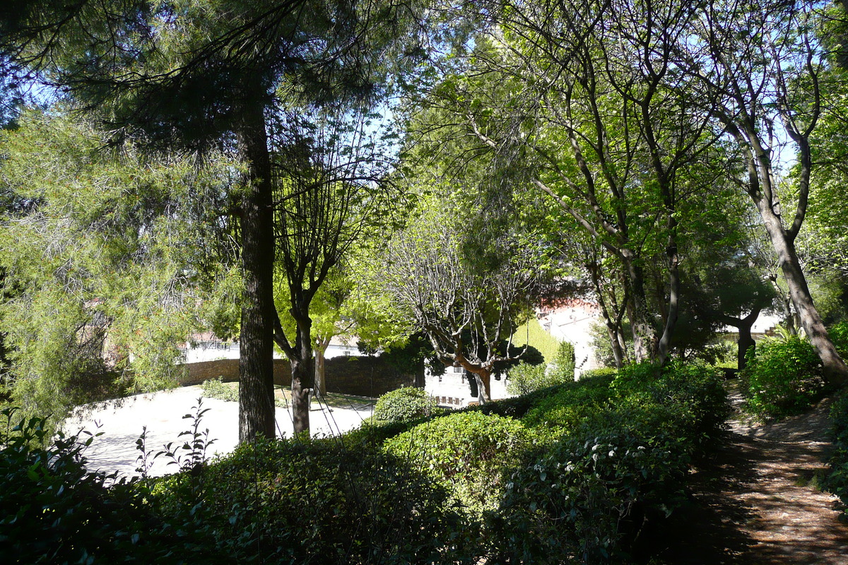 Picture France Beaucaire Beaucaire castle 2008-04 12 - Accomodation Beaucaire castle