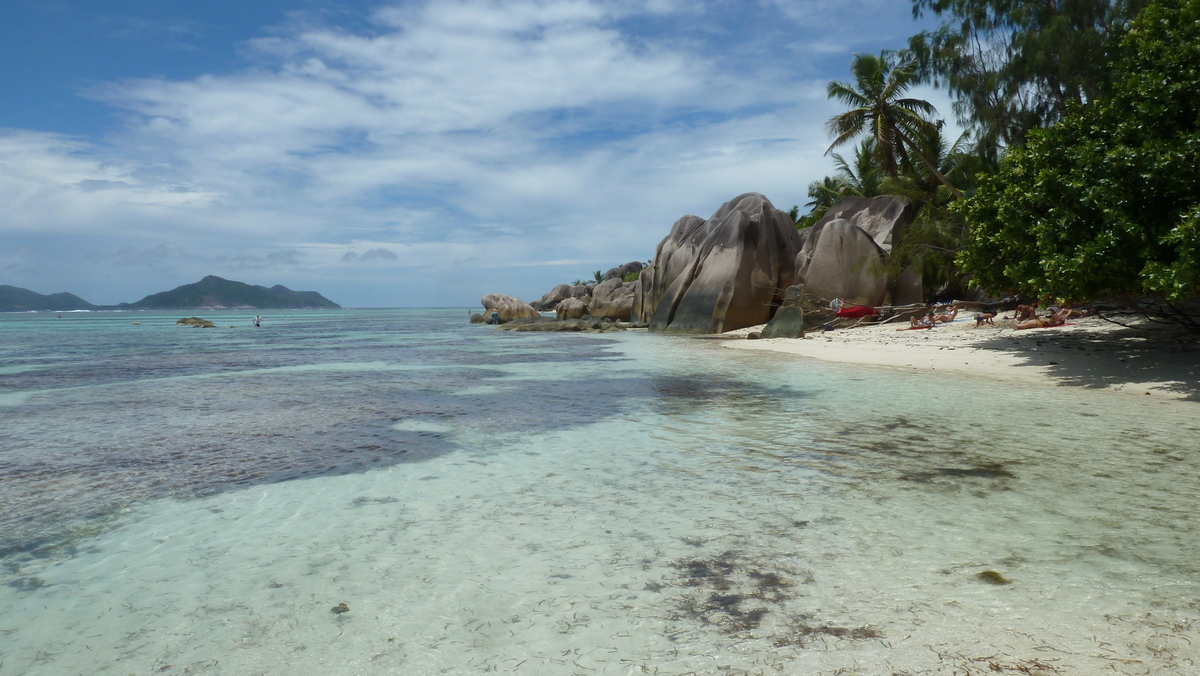 Picture Seychelles La Digue 2011-10 52 - Shopping La Digue