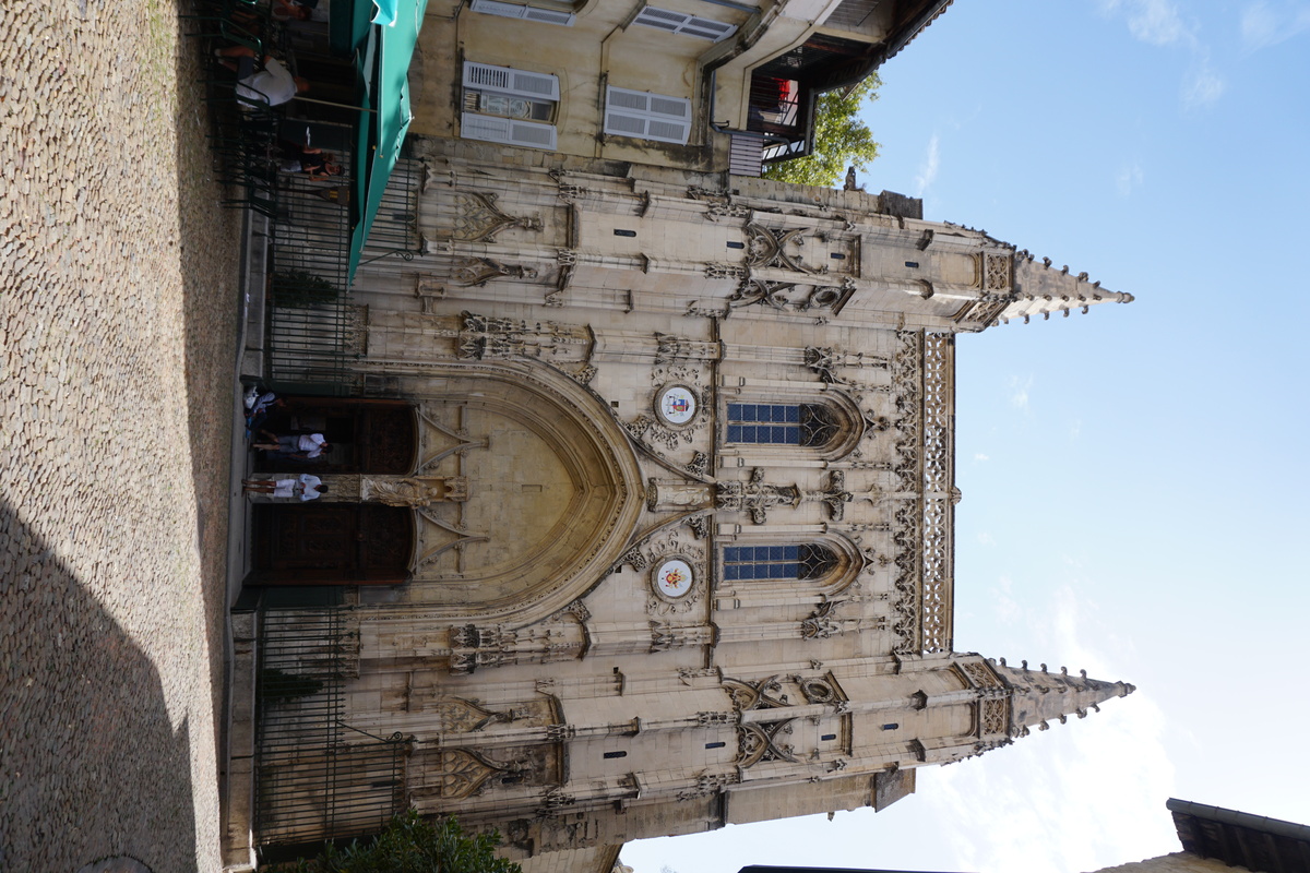 Picture France Avignon 2017-08 6 - Waterfall Avignon