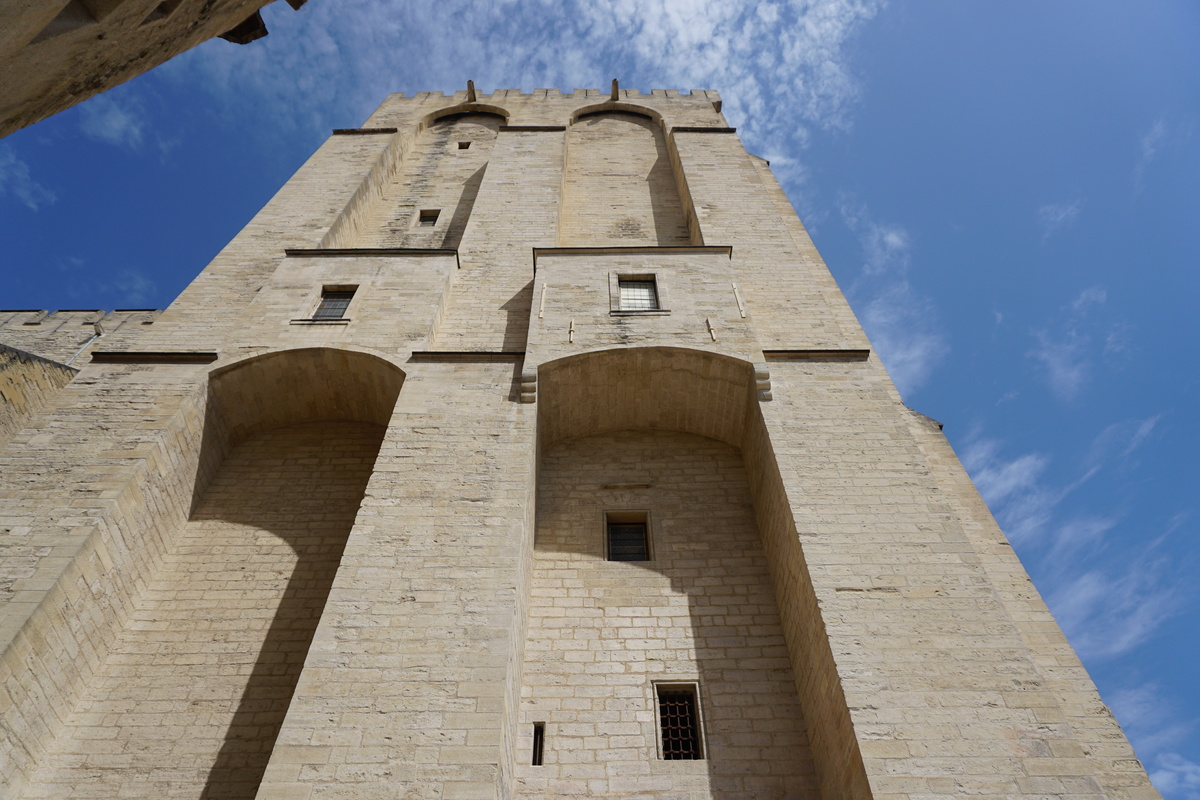 Picture France Avignon 2017-08 33 - Spring Avignon