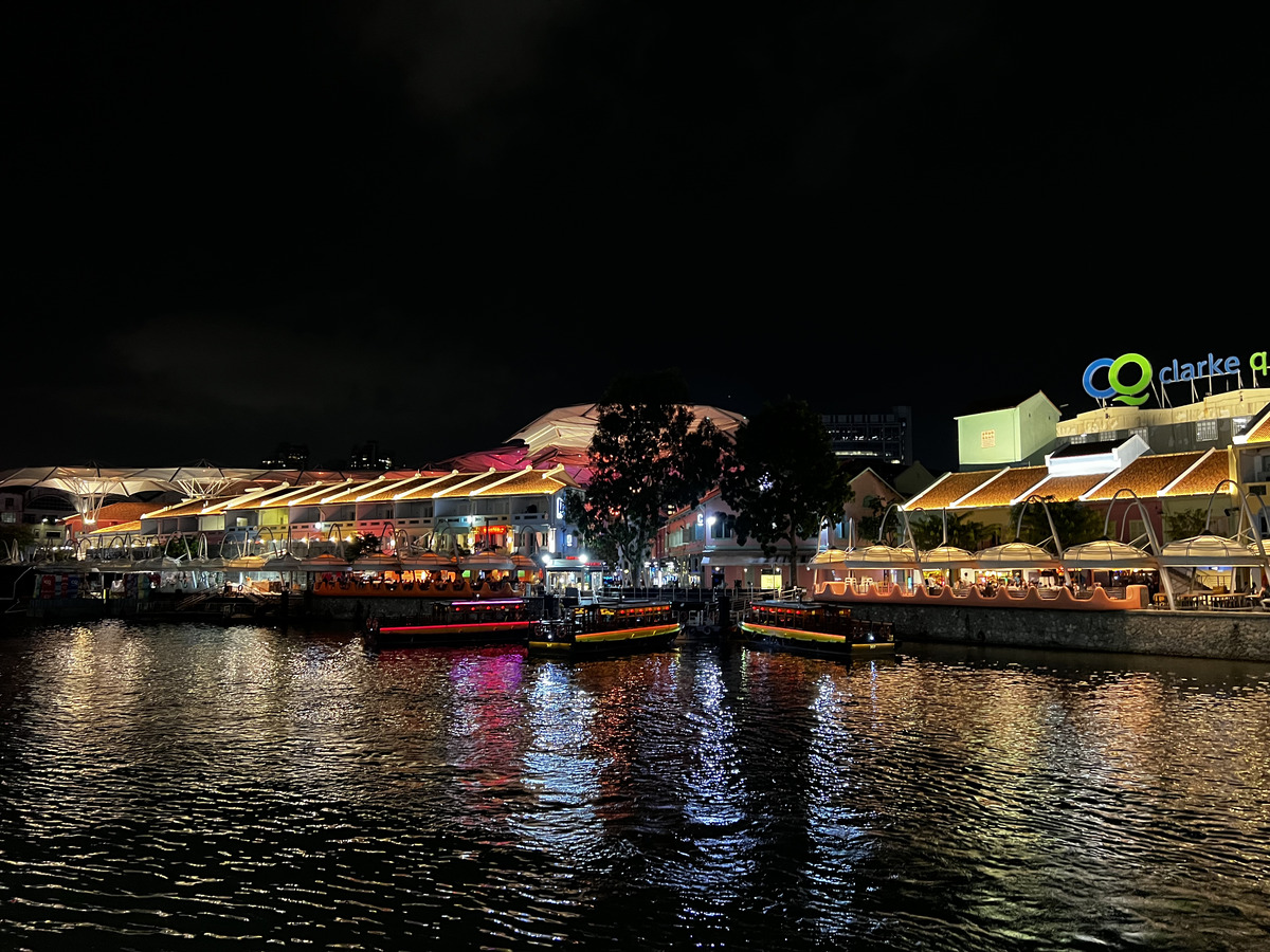 Picture Singapore Clarke Quay 2023-01 75 - French Restaurant Clarke Quay