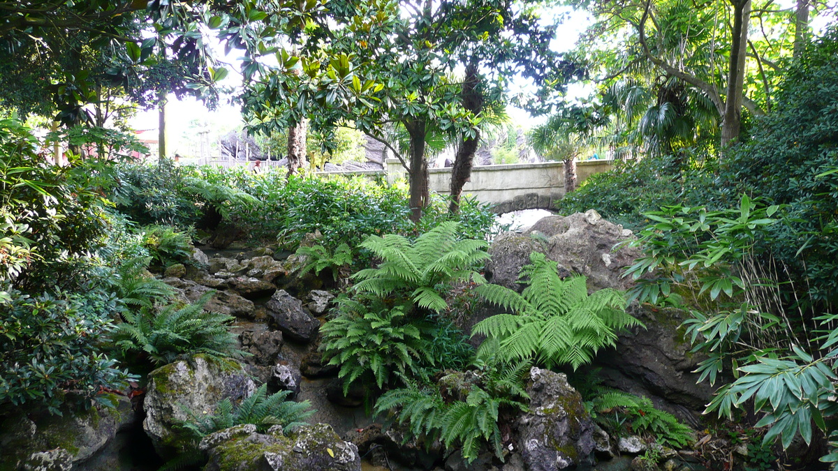 Picture France Disneyland Paris 2007-07 24 - Waterfall Disneyland Paris