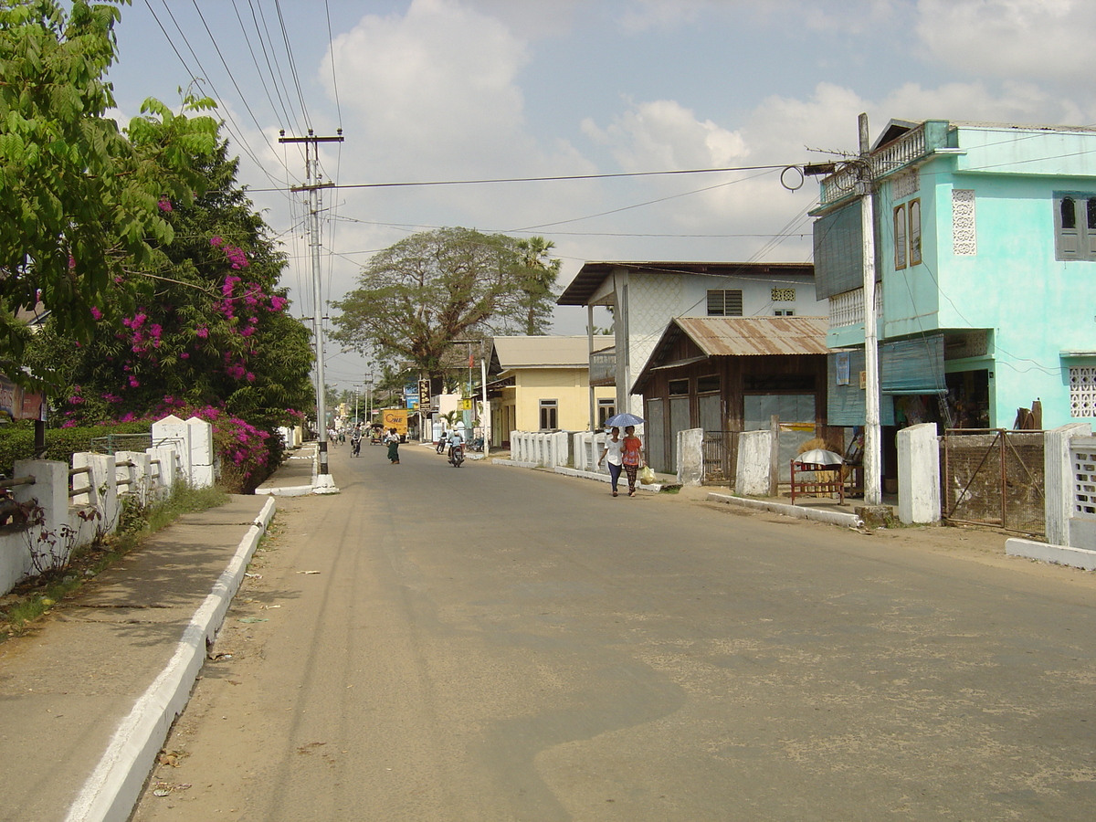 Picture Myanmar Dawei (TAVOY) 2005-01 148 - Rentals Dawei (TAVOY)