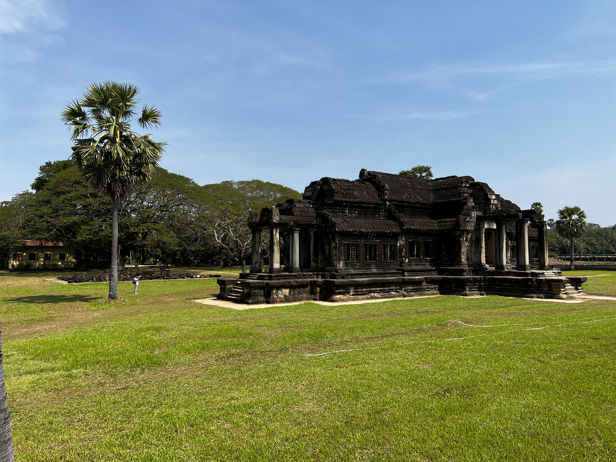 Picture Cambodia Siem Reap Angkor Wat 2023-01 69 - Hot Season Angkor Wat