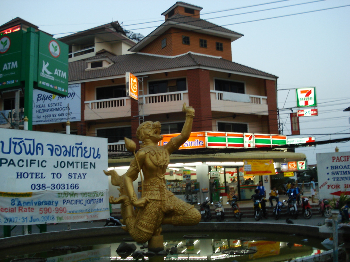 Picture Thailand Jomtien Thappraya 2008-01 17 - City Sights Thappraya