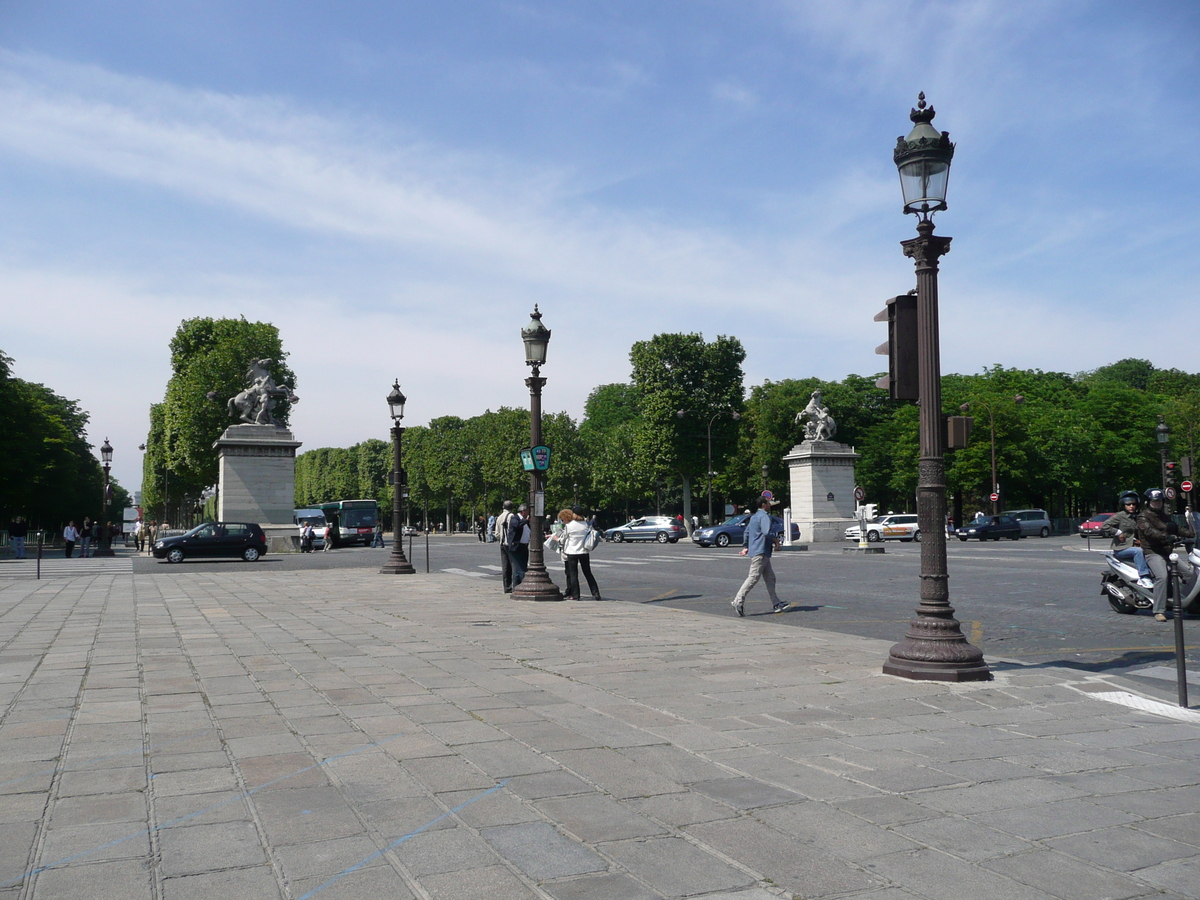 Picture France Paris La Concorde 2007-05 16 - Walking Street La Concorde