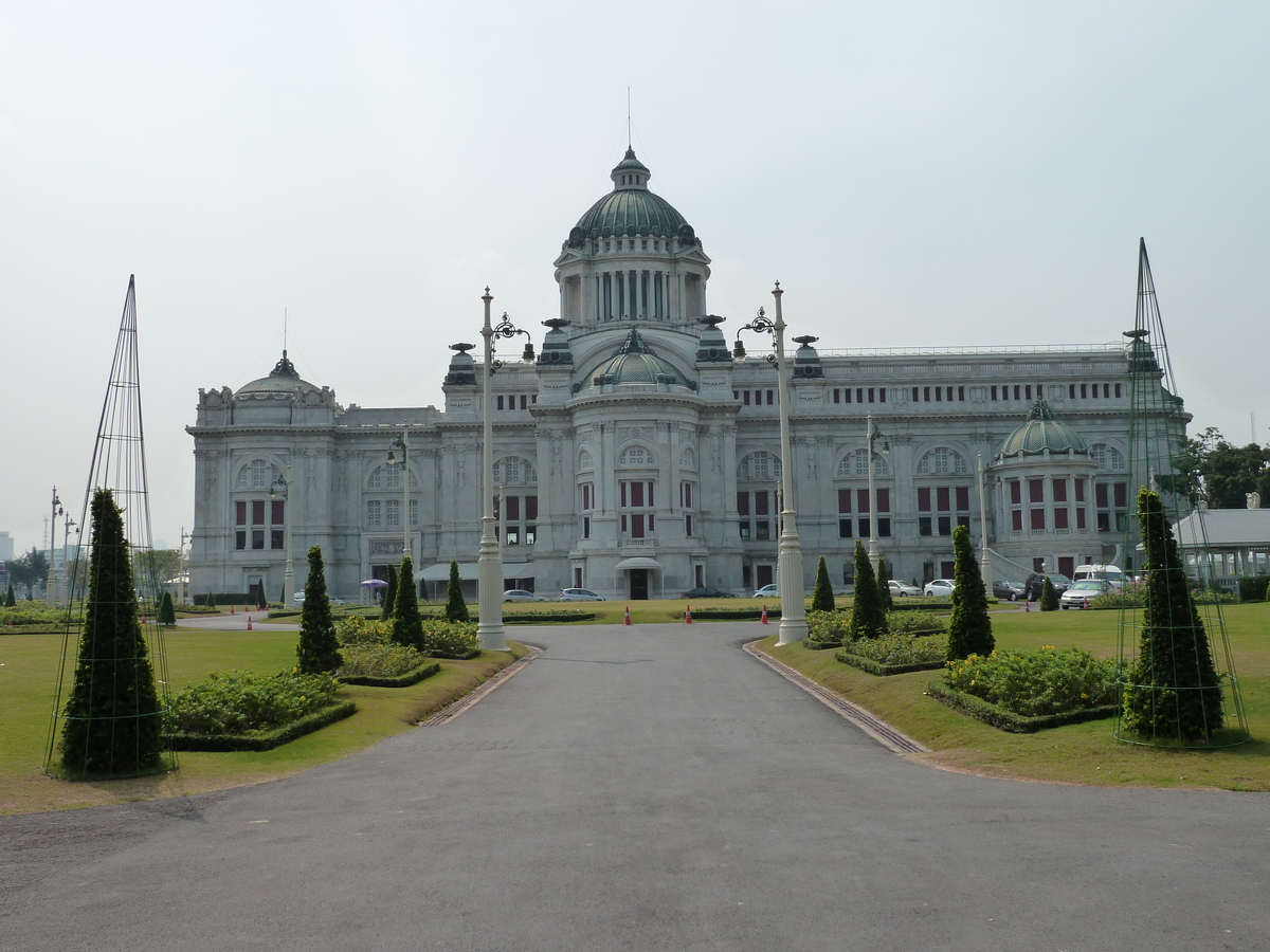 Picture Thailand Bangkok Vimanmek Palace 2011-01 63 - City Sight Vimanmek Palace