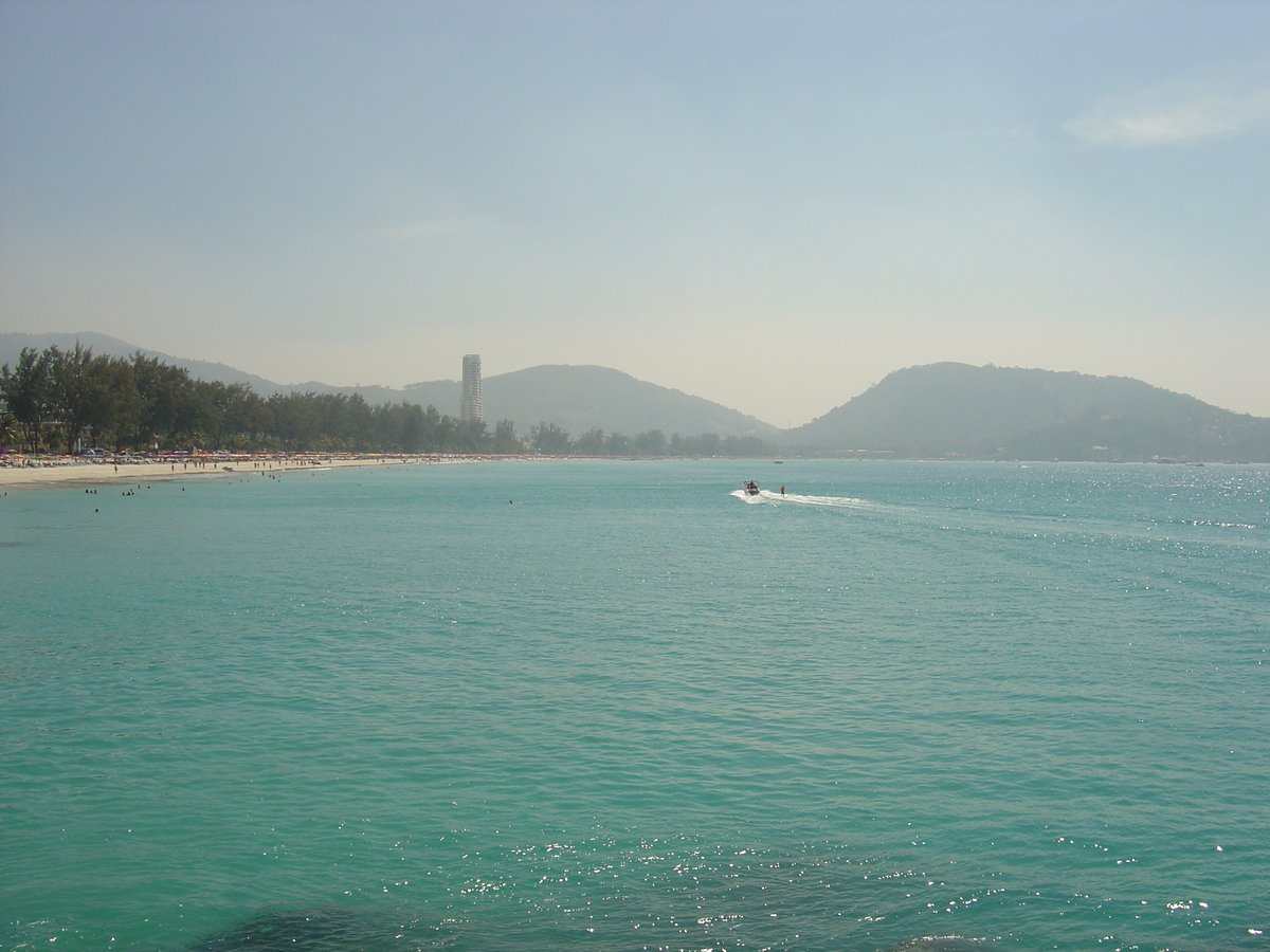 Picture Thailand Phuket Patong Beach 2005-12 3 - Sauna Beach