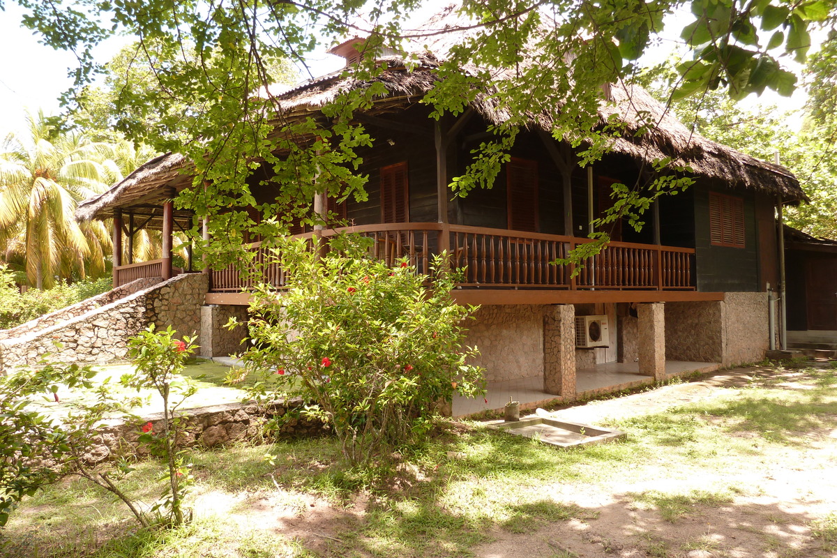 Picture Seychelles La Digue 2011-10 244 - Accomodation La Digue