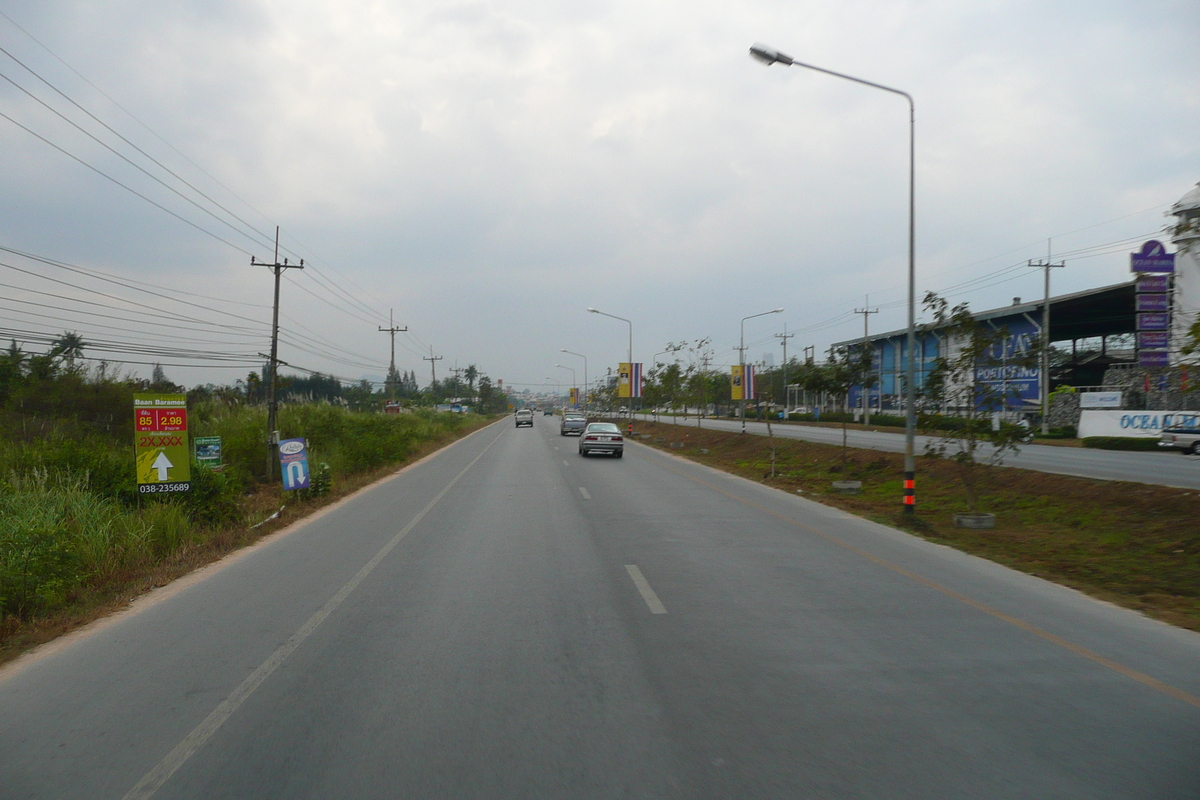 Picture Thailand Chonburi Sukhumvit road 2008-01 70 - Hot Season Sukhumvit road