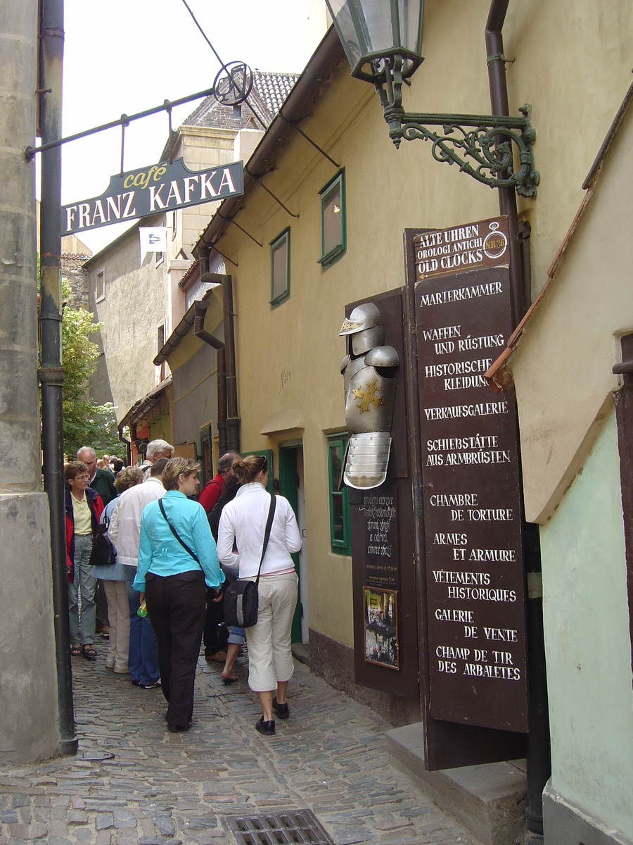 Picture Czech Republic Prague 2004-06 70 - Streets Prague