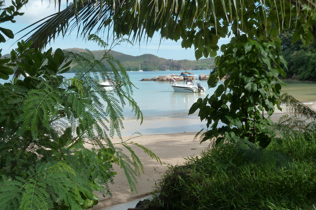 Picture Seychelles Anse Possession 2011-10 59 - Hotel Pool Anse Possession