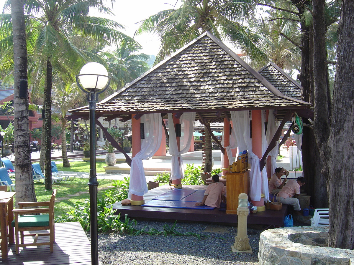 Picture Thailand Phuket Kata Beach 2005-12 21 - French Restaurant Kata Beach