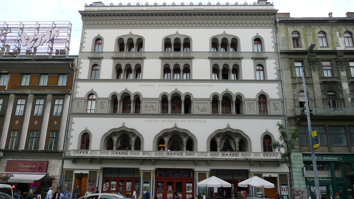 Picture Hungary Budapest Central Budapest 2007-06 107 - French Restaurant Central Budapest