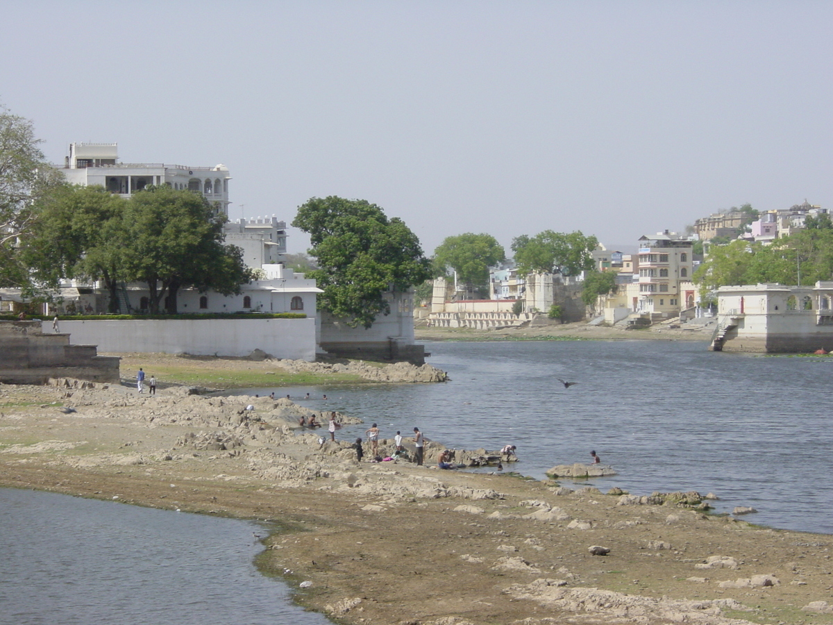 Picture India Udaipur 2003-05 71 - Cost Udaipur