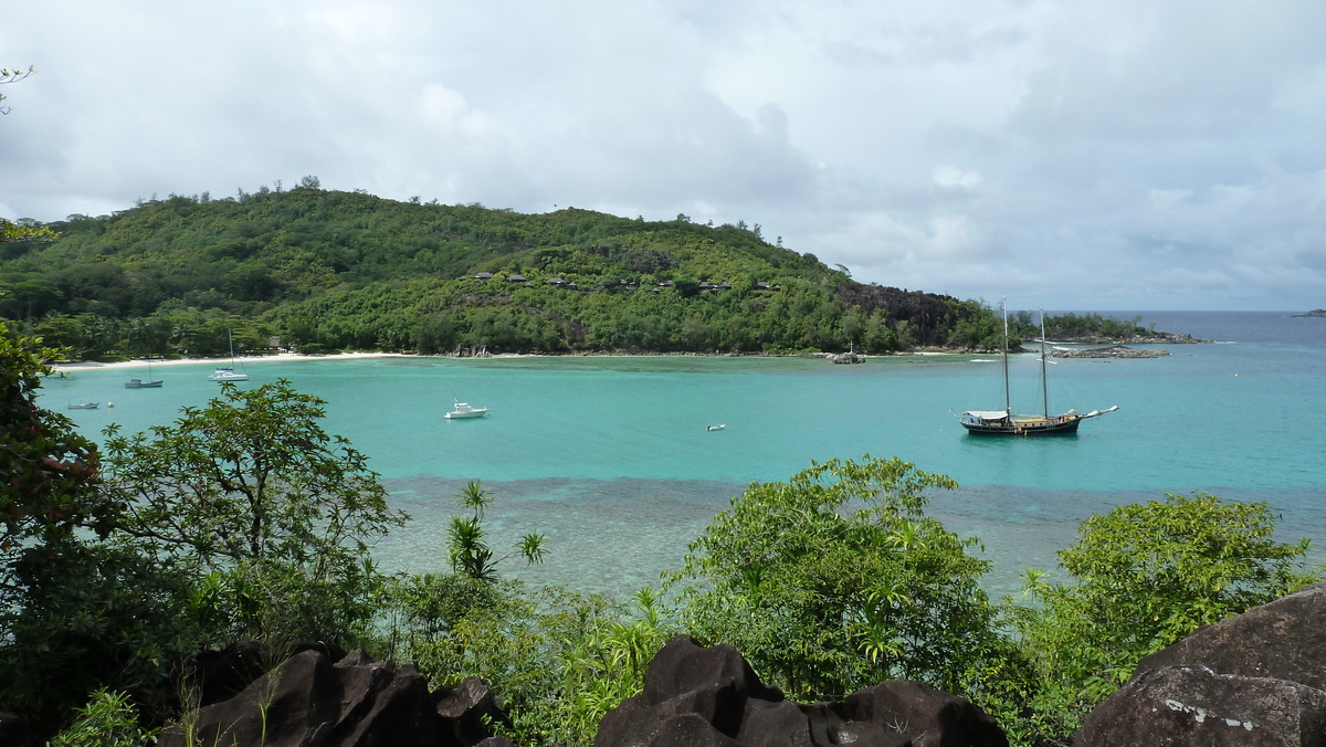 Picture Seychelles Mahe 2011-10 1 - Rain Season Mahe