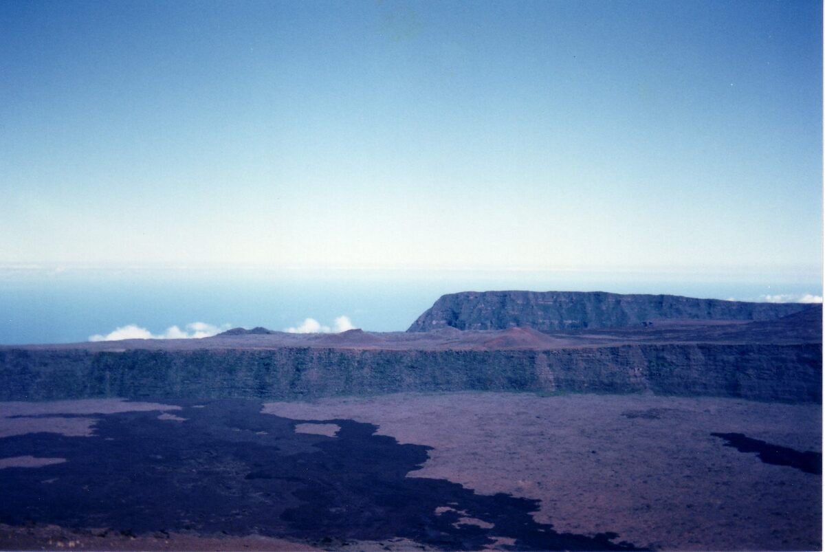 Picture France Reunion Island 1992-04 4 - Waterfall Reunion Island