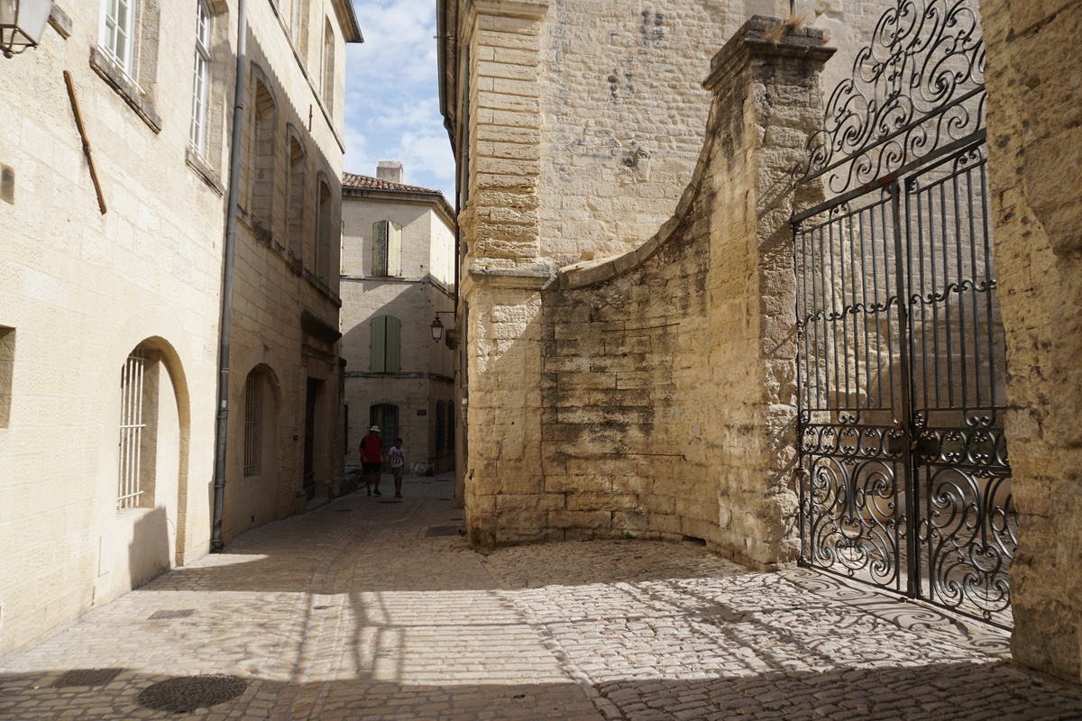 Picture France Uzes 2017-08 74 - Walking Street Uzes