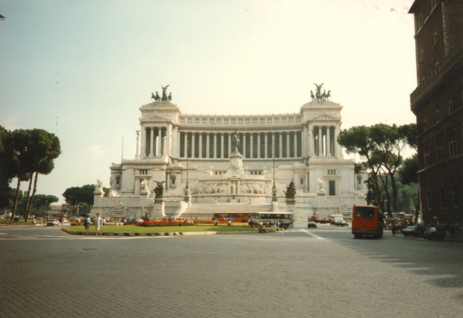 Picture Italy Rome 1989-09 12 - Street Rome