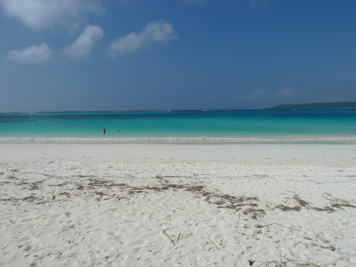 Picture New Caledonia Lifou Chateaubriant bay 2010-05 7 - City Sight Chateaubriant bay