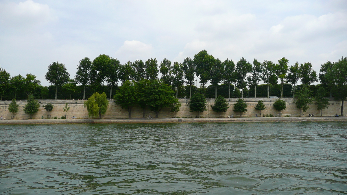 Picture France Paris Seine river 2007-06 99 - Street Seine river