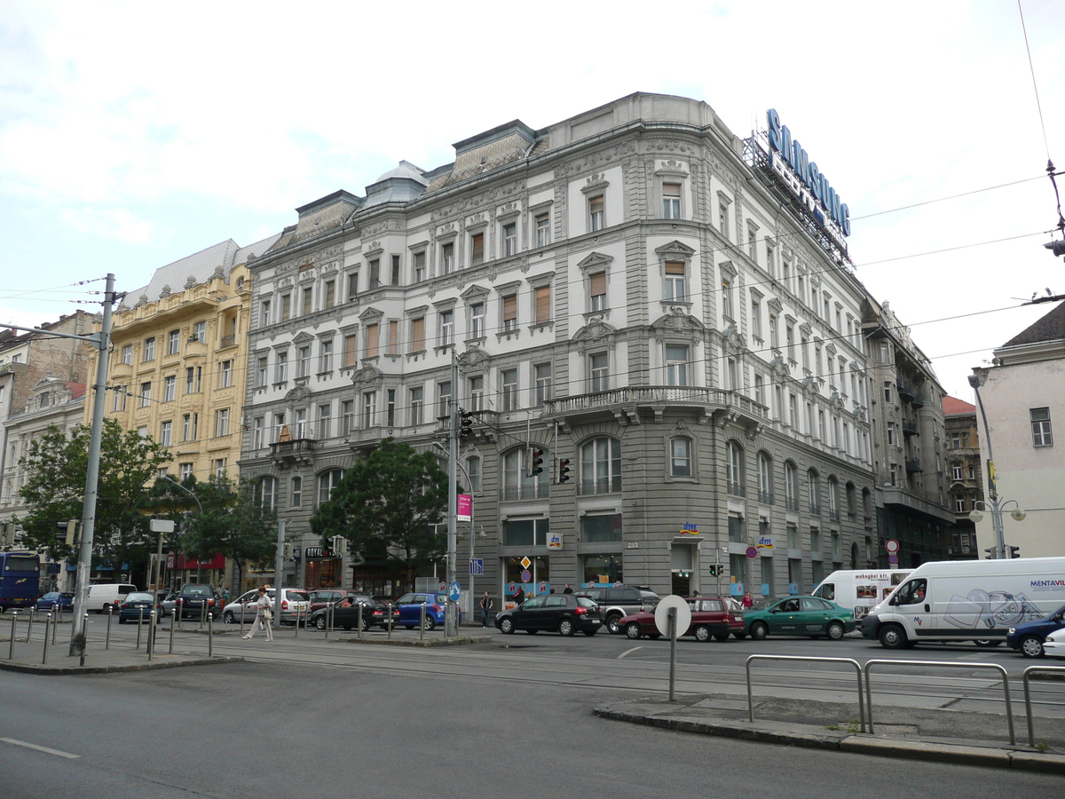 Picture Hungary Budapest Central Budapest 2007-06 123 - Lands Central Budapest