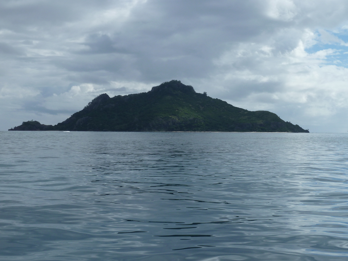 Picture Fiji Amunuca Island to Castaway Island 2010-05 101 - Waterfalls Amunuca Island to Castaway Island