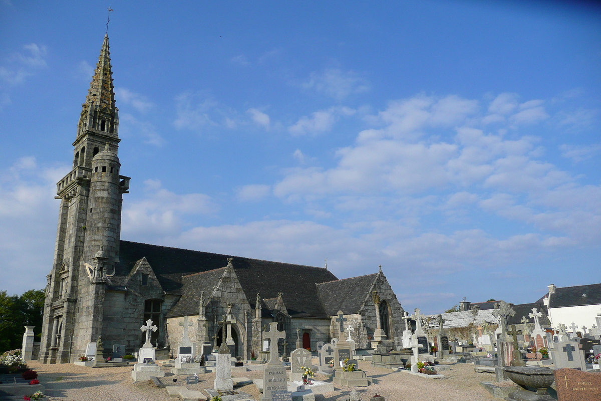 Picture France Brittany roads 2007-08 0 - Monument Brittany roads