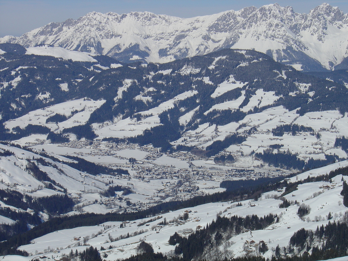 Picture Austria Kitzbuhel Ski 2005-03 128 - Monuments Ski