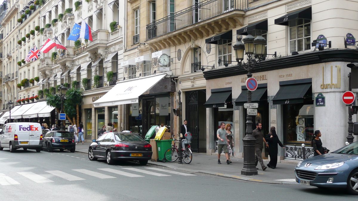 Picture France Paris Rue de la Paix 2007-07 23 - Savings Rue de la Paix