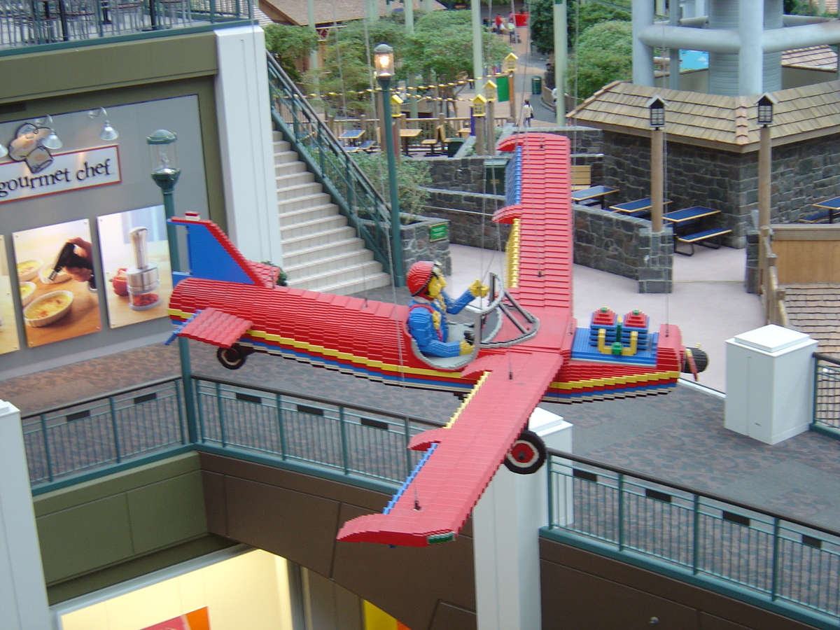 Picture United States Saint Paul Minnesota Mall of America 2006-03 21 - Monument Mall of America