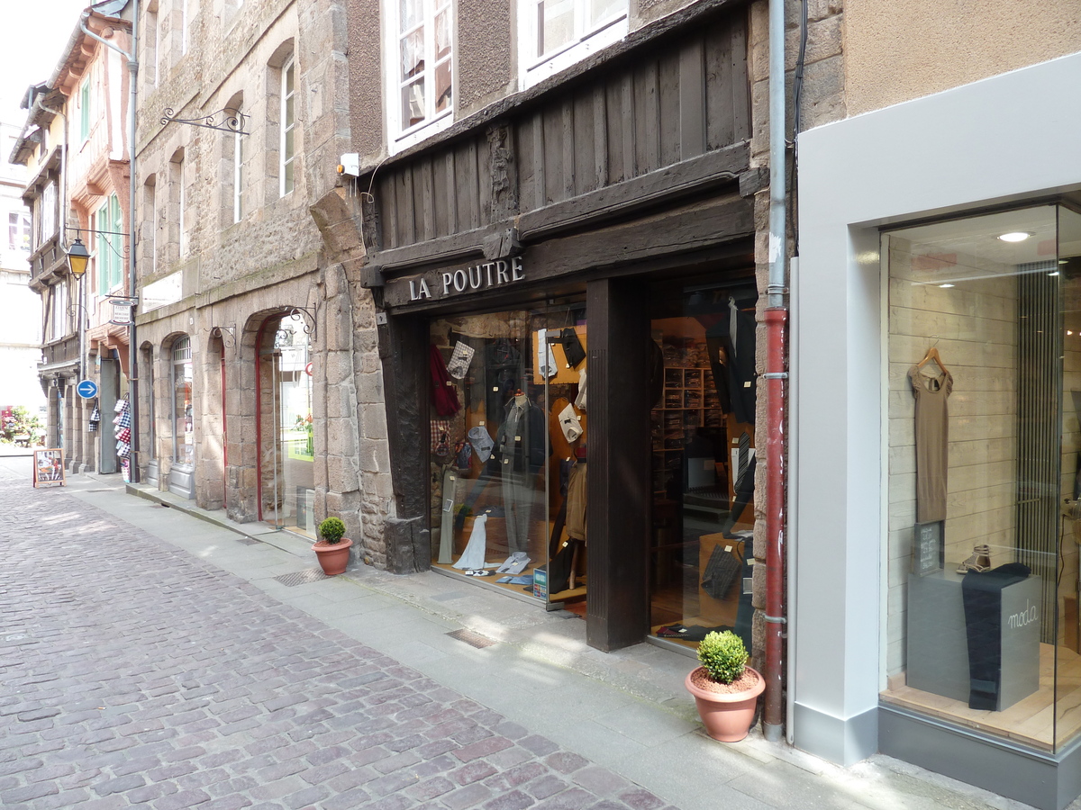 Picture France Dinan 2010-04 150 - Shopping Dinan