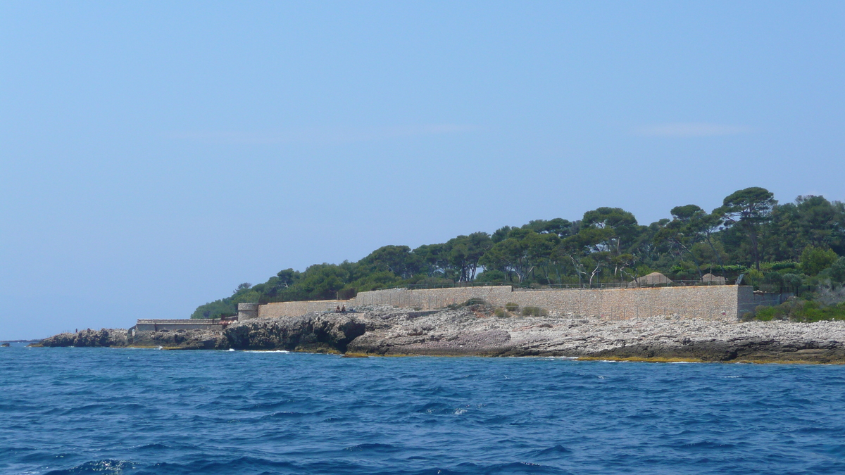 Picture France Cap d'Antibes Anse de la garoupe 2007-07 40 - Hot Season Anse de la garoupe