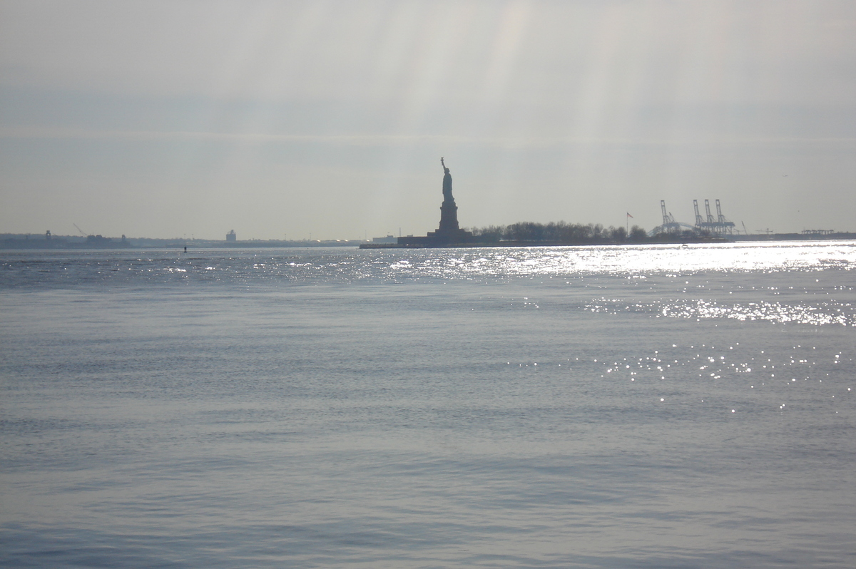 Picture United States New York Battery Park 2006-03 33 - Room Battery Park