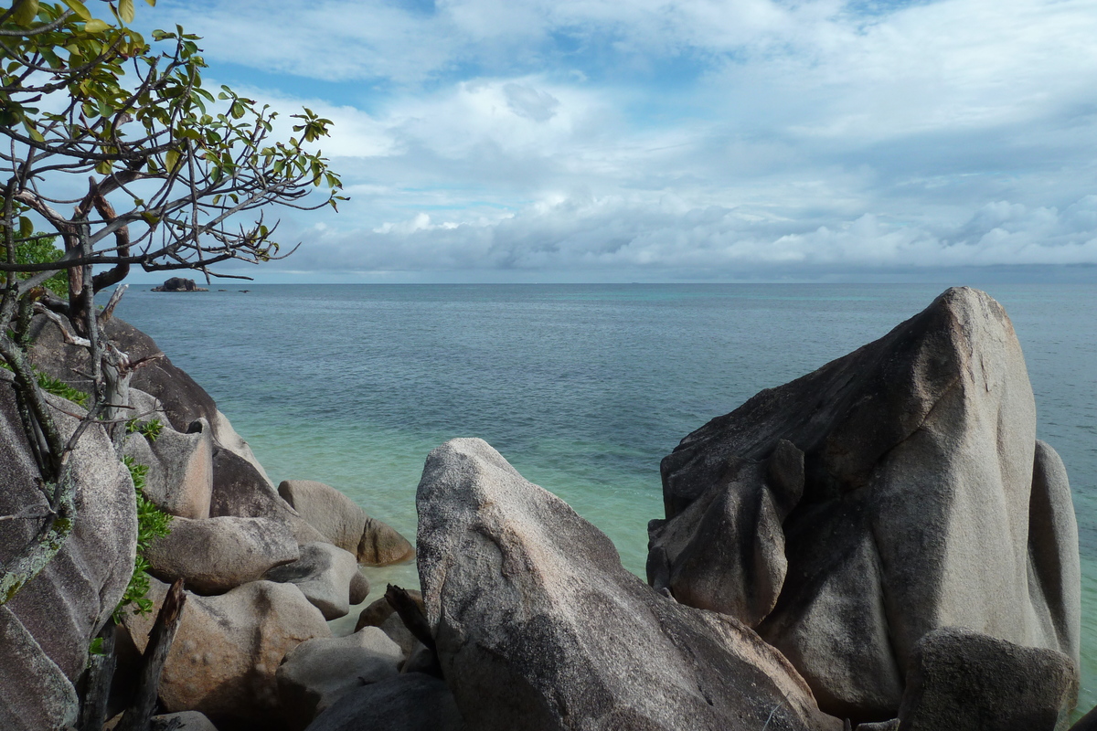 Picture Seychelles Praslin 2011-10 25 - Resorts Praslin