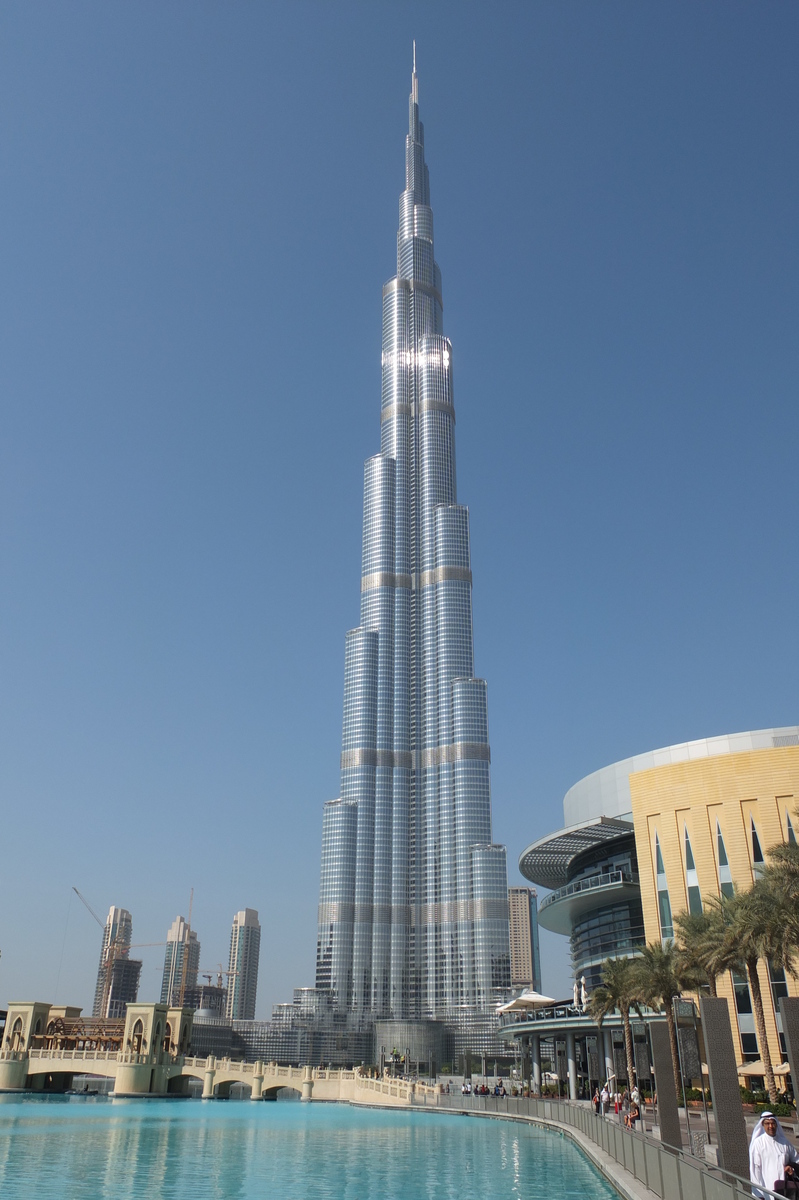 Picture United Arab Emirates Dubai The Dubai Mall 2011-12 31 - Lake The Dubai Mall