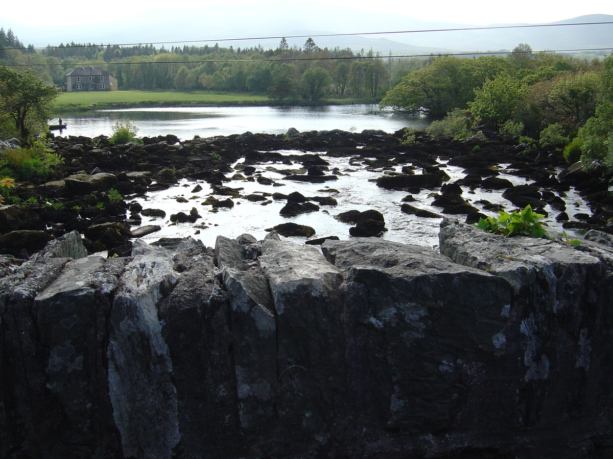 Picture Ireland Kerry Caragh Lake 2004-05 29 - Waterfall Caragh Lake