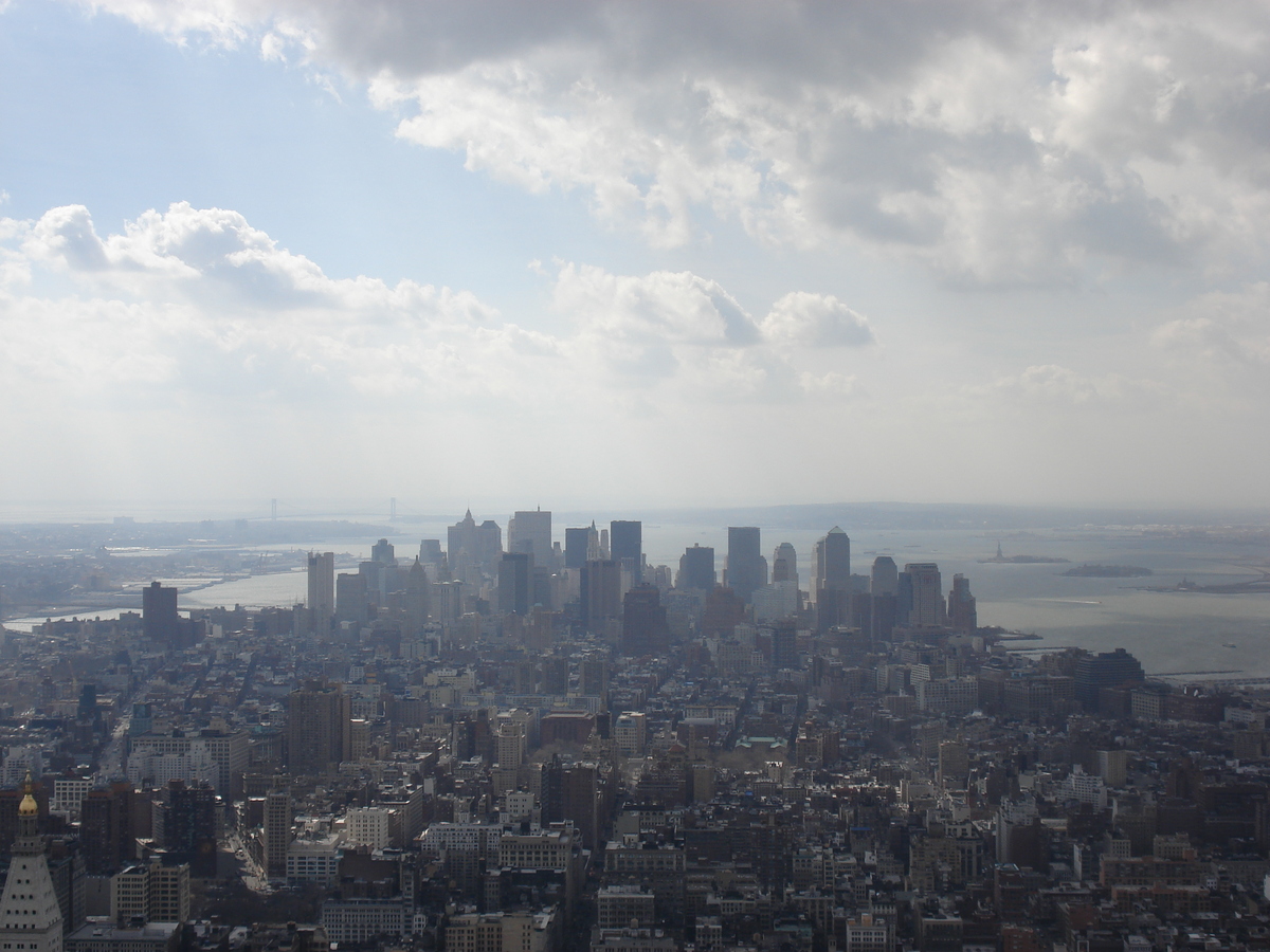 Picture United States New York Empire state building 2006-03 33 - Lake Empire state building